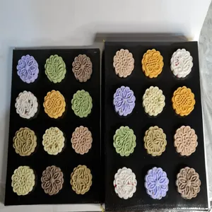 کوکتل پدیکور پَ پَ ر مدل گیاهی وزن 1200 گرم بسته 24 عددی همراه 24 عدد حوله یکبار مصرف