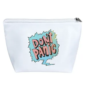 کیف لوازم آرایش دخترانه خندالو مدل پنیک نکن کد 9495