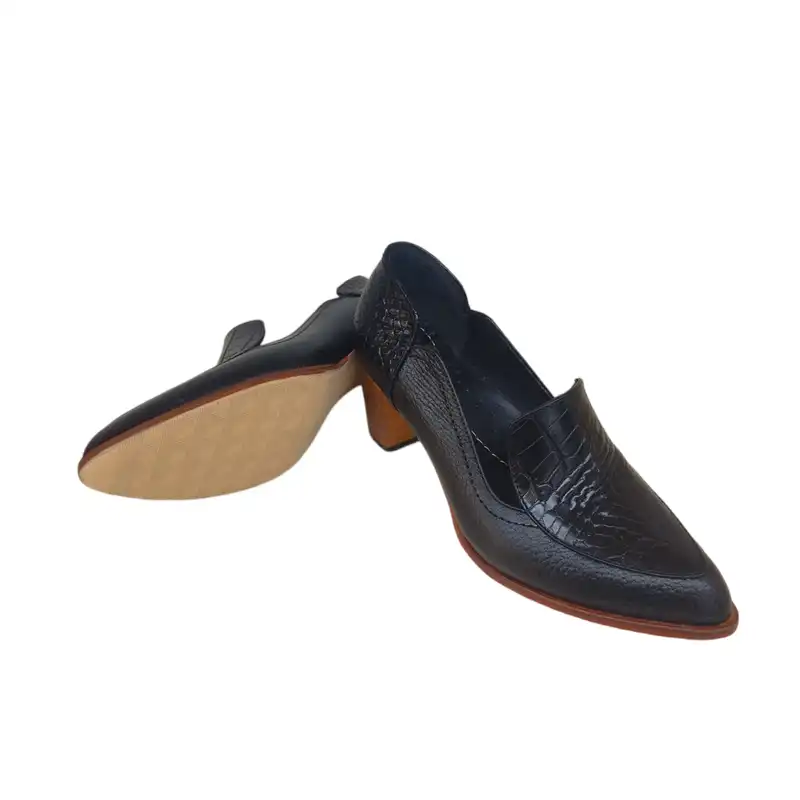 کفش زنانه مدل سیمی چرم طبیعی رنگ مشکی