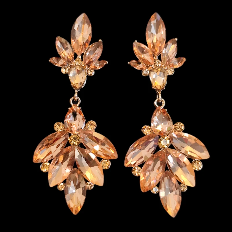 گوشواره میخی زنانه مدل نگینی ژورنالی مجلسی 