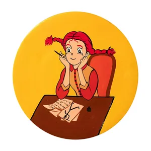 بشقاب دیوارکوب سفالی طرح جودی آبوت کد 098