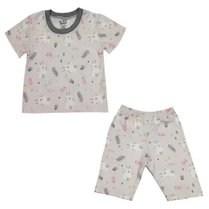 ست تی شرت و شلوارک دخترانه آویراد مدل خرگوش کوچولو