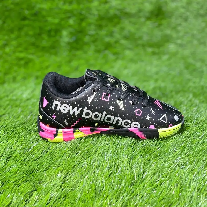 کفش فوتسال پسرانه مدل سالنی کد NB0011