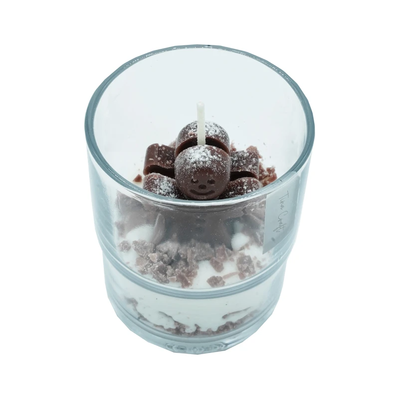 شمع دست‌ساز معطر مدل بیسکویت زنجبیلی دکوری با رایحه وانیل زمان اتمام 5 ساعت