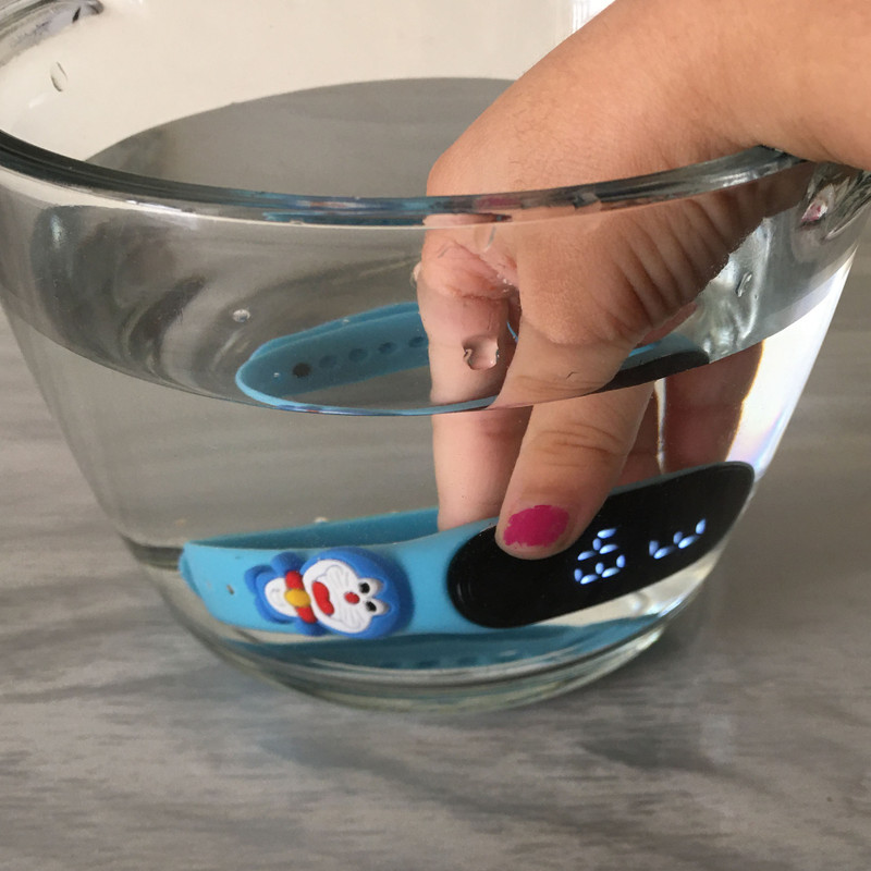 ساعت مچی دیجیتال بچگانه مدل لمسی ضد آب سیلیکونی طرح گربه لایت کد W LIGHT 44