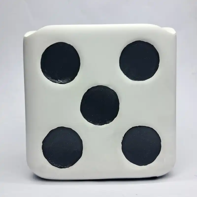 زیرسیگاری مدل تاس کد P.21.12.1