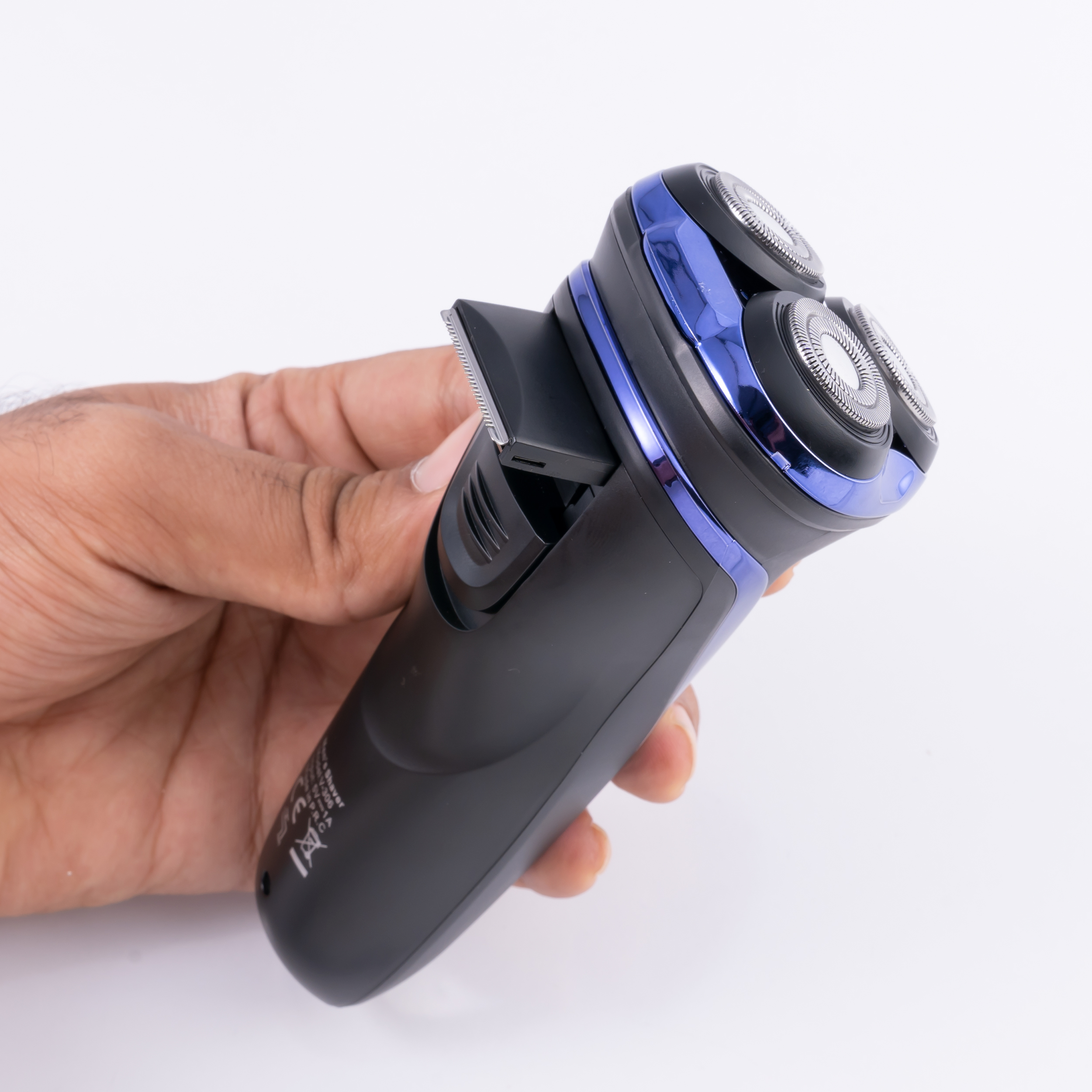قیمت و خرید ماشین اصلاح موی صورت وی جی ار مدل V-306