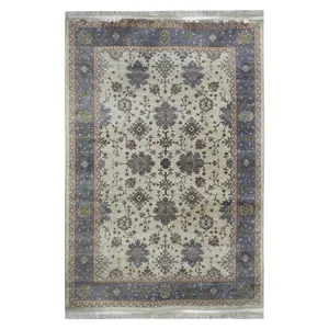 فرش ماشینی 700 شانه زمینه کرم حاشیه آبی درباری مدل 1032