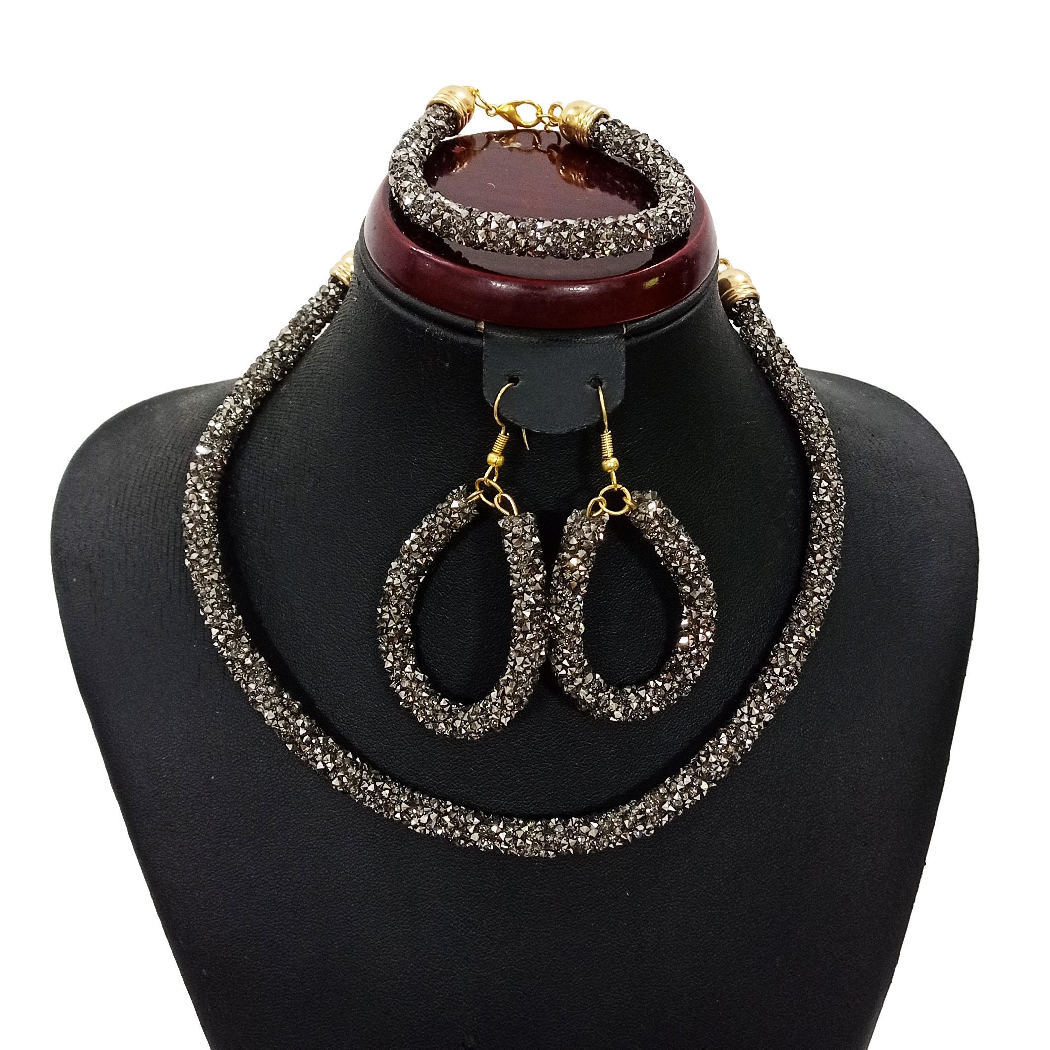 نیم ست زنانه سلین کالا مدل ce-niba3