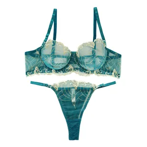 ست شورت و سوتین زنانه ژینا مدل توری  کد 1006