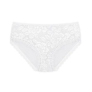 شورت زنانه مدل نخی اسلیپ گیپور گل رز رنگ سفید