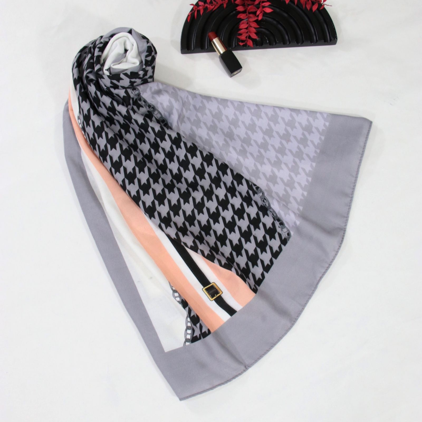 شال زنانه مدل موهر طرح پیچازی کد 2762 - - 28