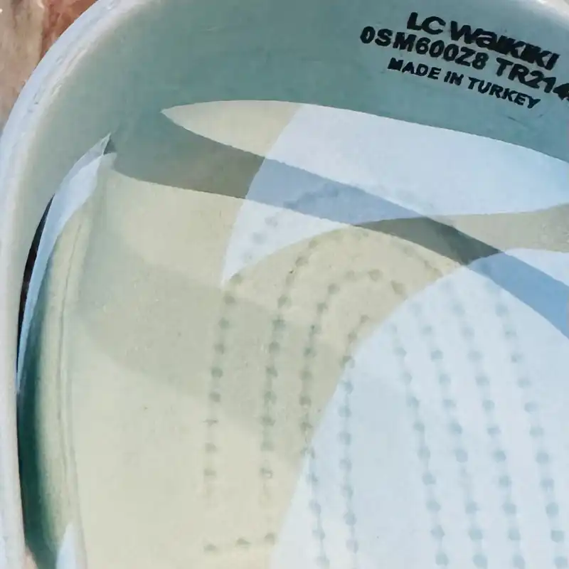 صندل زنانه ال سی وایکیکی مدل ساحلی Anti Shock