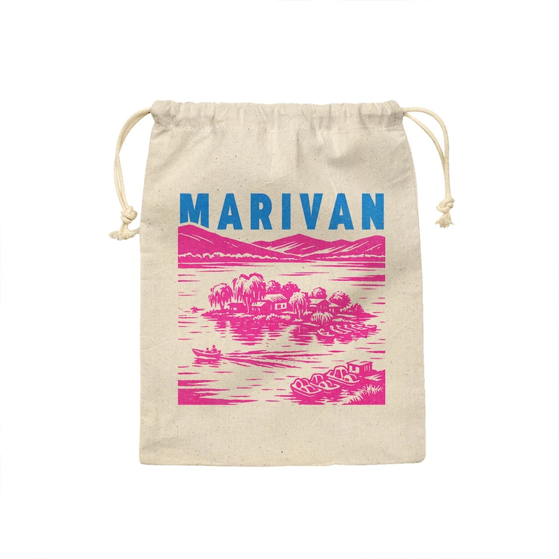 کیسه نان و سبزی ترمه طراحان ایده مدل نماد دریاچه زریوار مریوان کد map0087 - S سایز 19x19 سانتی متر