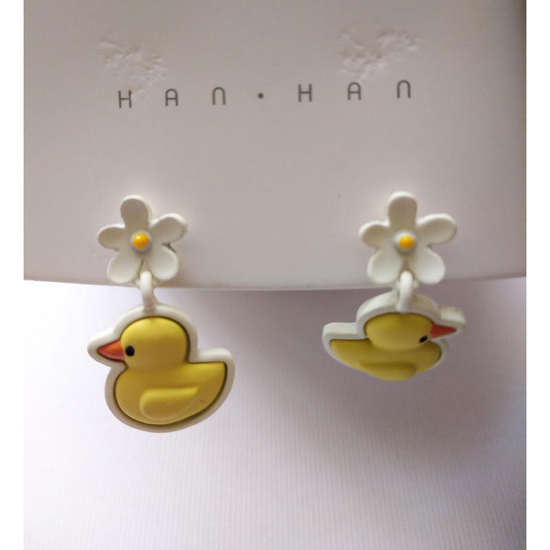 گوشواره دخترانه مدل عروسکی اردک CR8 گوشواره دخترانه مدل عروسکی اردک CR8