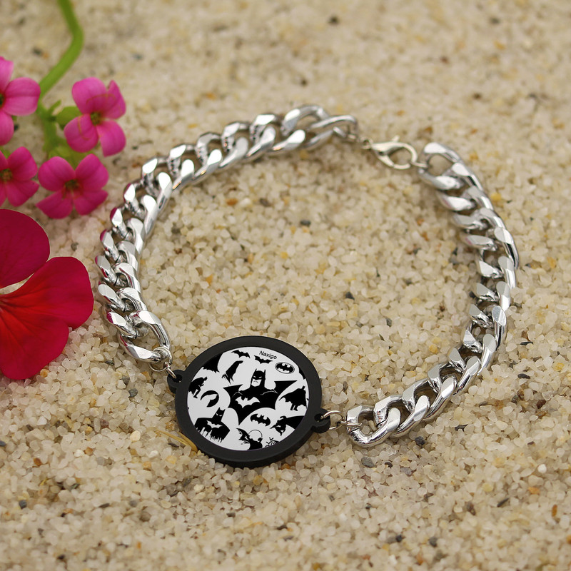 دستبند ناکسیگو مدل بتمن کد BZ7729 دستبند ناکسیگو مدل بتمن کد BZ7729