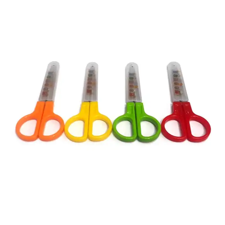 قیچی مدل غلاف دار سریر کودک