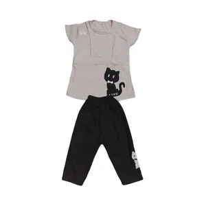 ست تی شرت آستین کوتاه و شلوارک دخترانه مدل کت 01