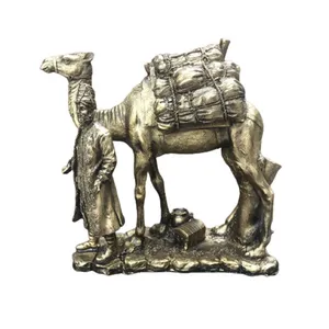 مجسمه دنیا دکوری سرمد مدل مرد و شتر 