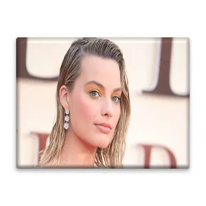 کاشی اطلس آبی طرح بازیگر مارگو رابی مدل T5903 