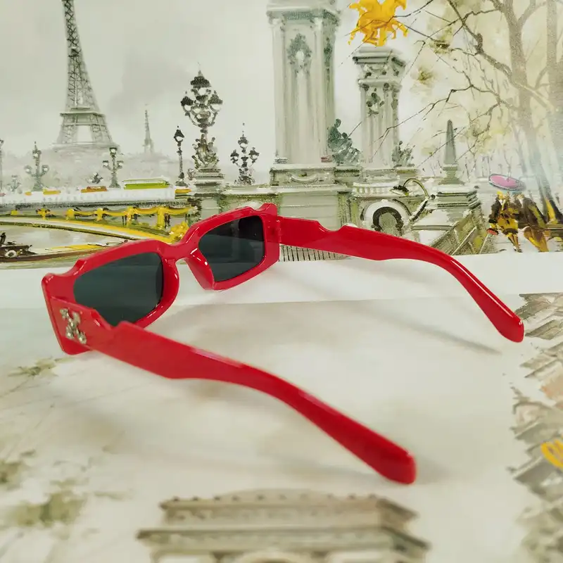 عینک آفتابی بچگانه مدل CH4 کد RE