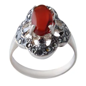 انگشتر نقره زنانه مدل سنگ عقیق یمانی کد AW_538