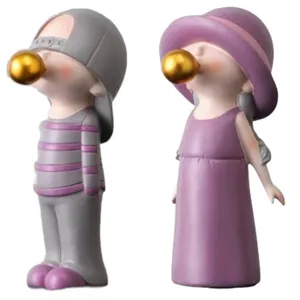 مجسمه مدل دختر و پسر آدامسی بسته 2 عددی