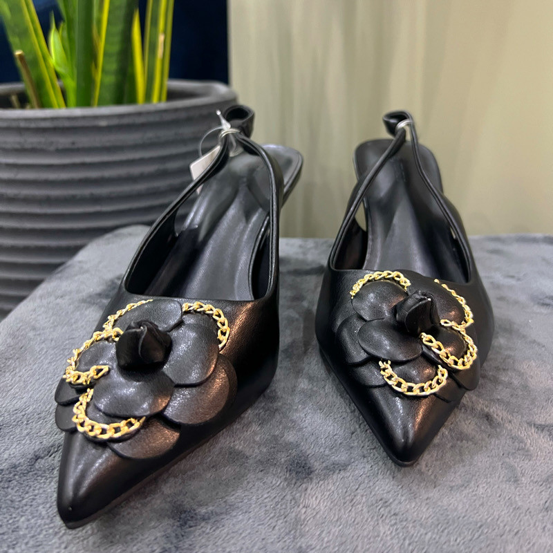 کفش زنانه مکس مدل Floral Accent Slip-On with Stiletto Heels