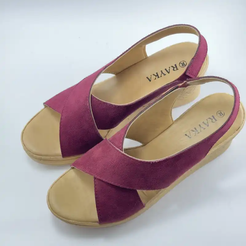 صندل زنانه مدل لژدار سوییت