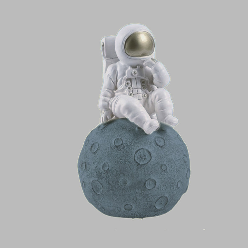 چراغ خواب کودک مدل ماه و فضانورد کد 1101