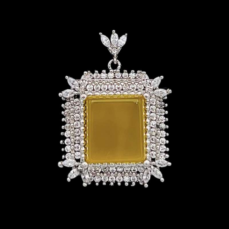 آویز گردنبند نقره زنانه مدل مدال NG8722