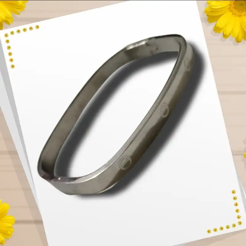 دستبند زنانه کارتیه مدل 750