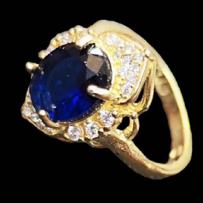 انگشتر زنانه مدل یاقوت کبود کد 222 انگشتر زنانه مدل یاقوت کبود کد 222