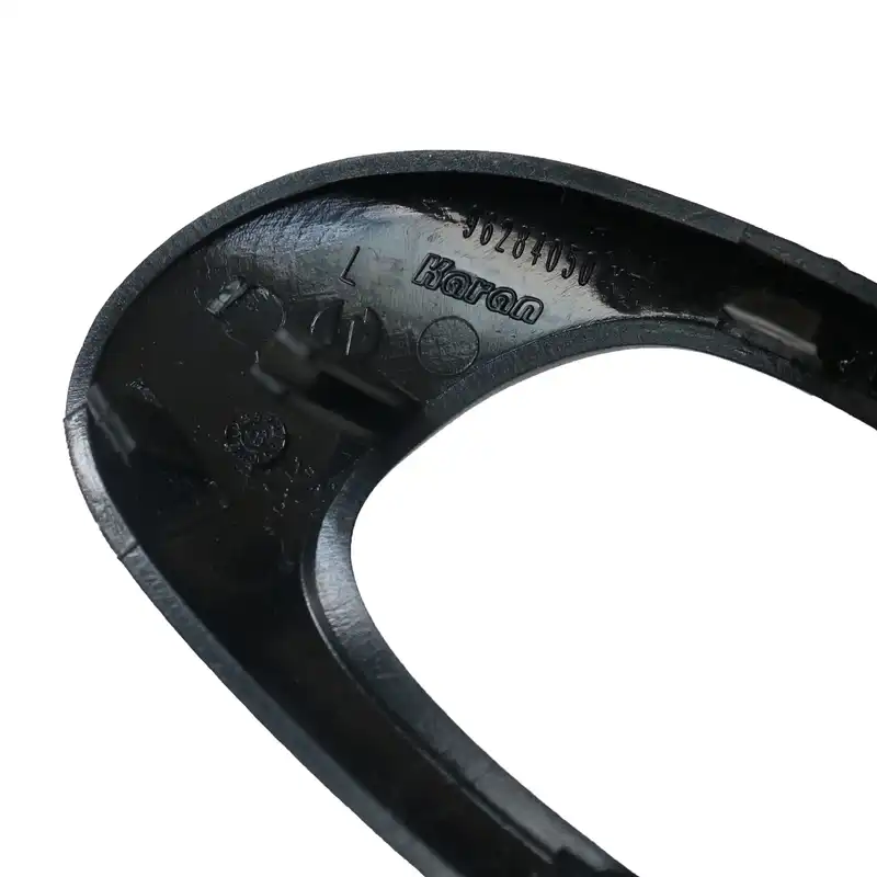 قاب دور دستگیره درب باز کن داخلی چپ کد 704 مناسب برای پژو 206