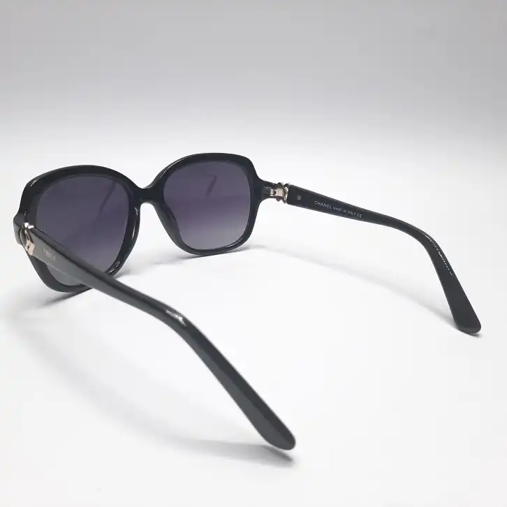 عینک آفتابی زنانه  مدل CH5826c2