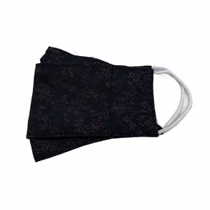 ماسک پارچه‌ای مدل طرح دار کد 03