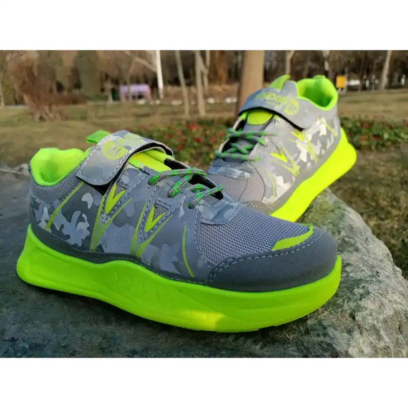 کفش مخصوص پیاده روی بچگانه مدل رایان طبی کد t.a.j رنگ طوسی