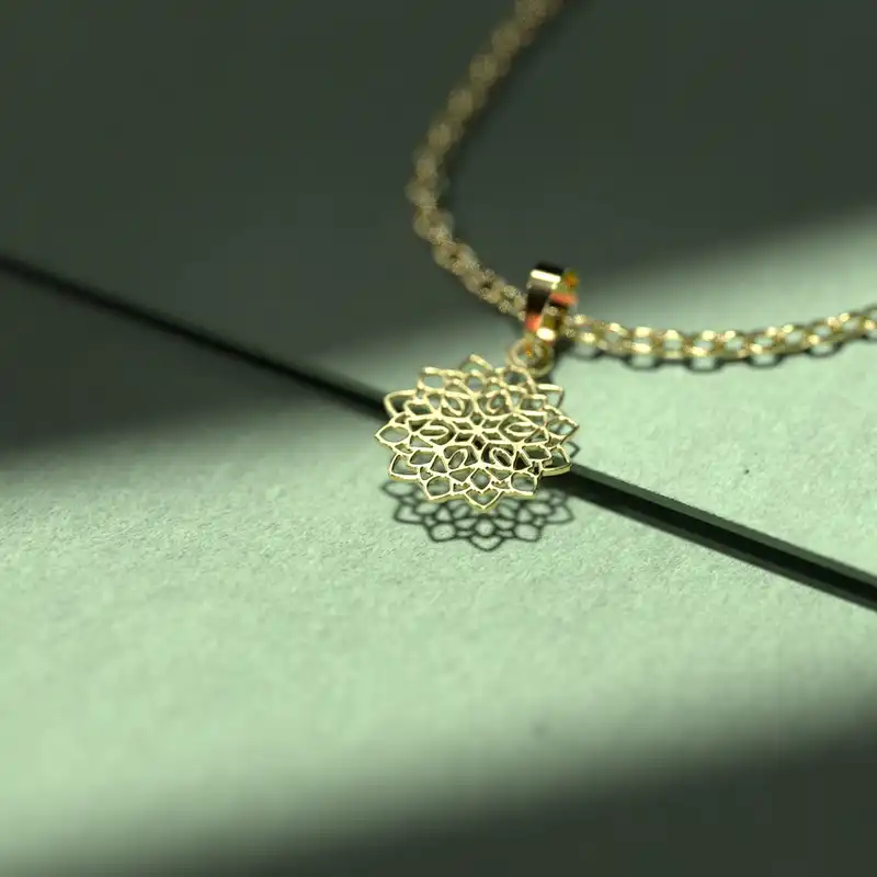 گردنبند طلا 18 عیار زنانه مدوپد مدل اشک کد CA10549