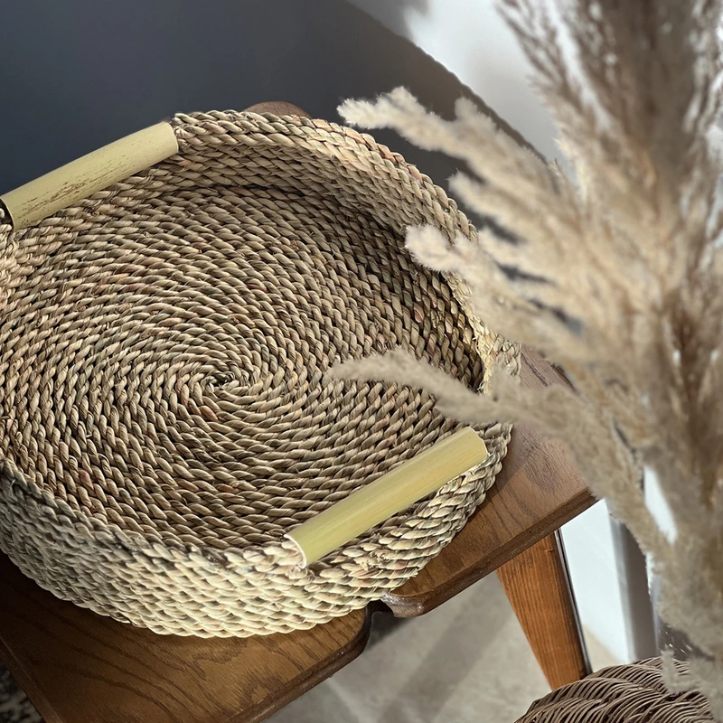 عکس شماره 11 : سینی حصیری مدل خوتکا