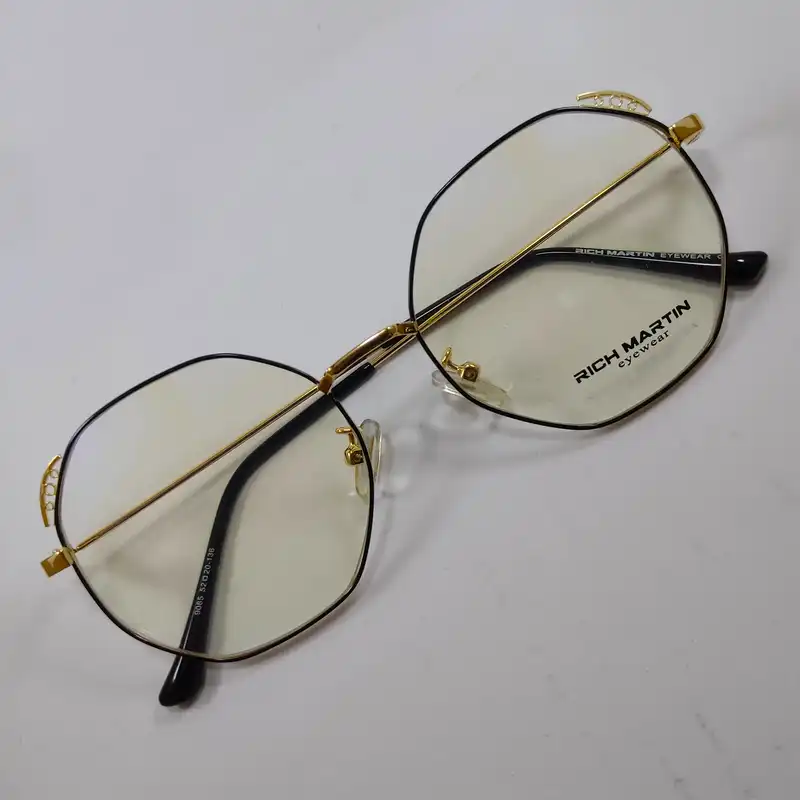 فریم عینک طبی ریچ مارتین مدل 9085 کد 112