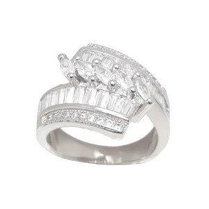 انگشتر نقره زنانه مدل جواهری کد sj208