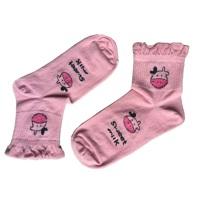 جوراب دخترانه مدل نیم ساق ژور طرح گاو رنگ سرخابی