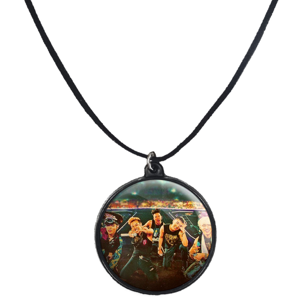 گردنبند پرمانه طرح گروه موسیقی بیگ بنگ کد pmb.15189 مدل دو طرفه