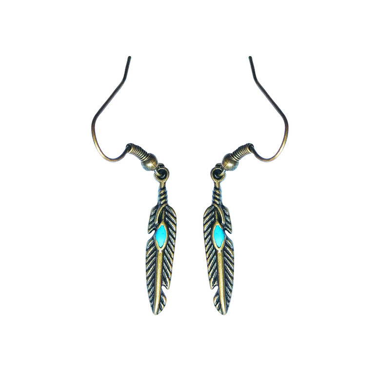 گوشواره دخترانه طرح پر کد 04 گوشواره دخترانه طرح پر کد 04