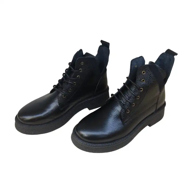 نیم بوت زنانه مدل آندیا چرم طبیعی رنگ مشکی