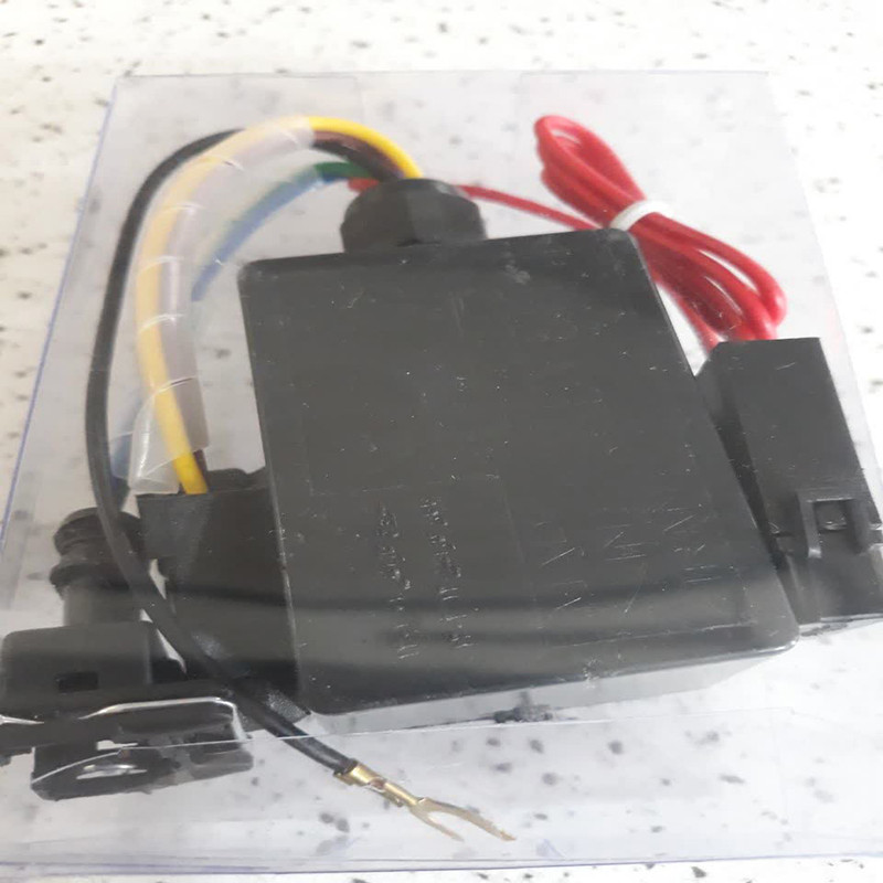 تقویت کننده شیشه بالابر یدک چی کد 13785 مناسب برای پژو 405