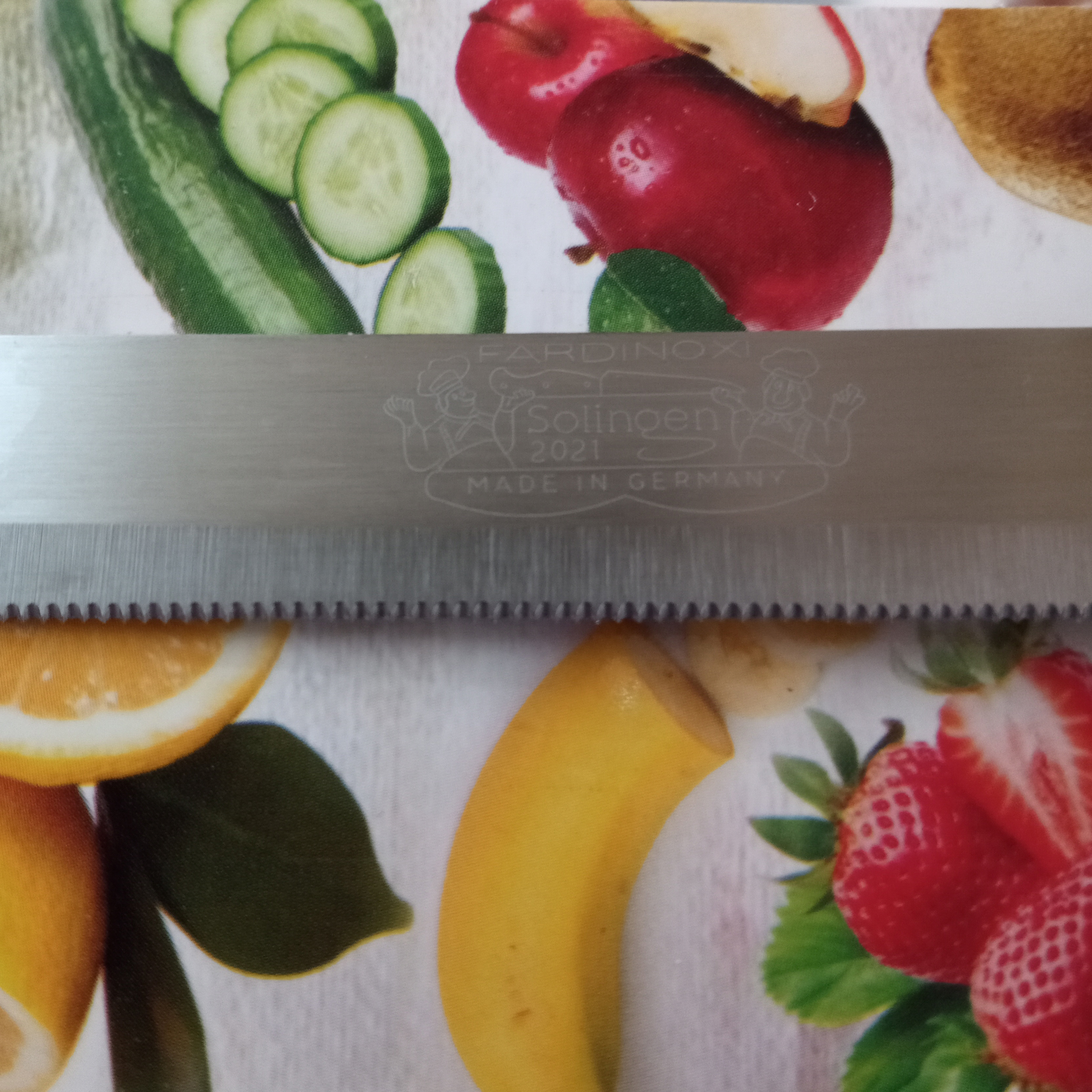چاقو آشپزخانه مدل اره ای