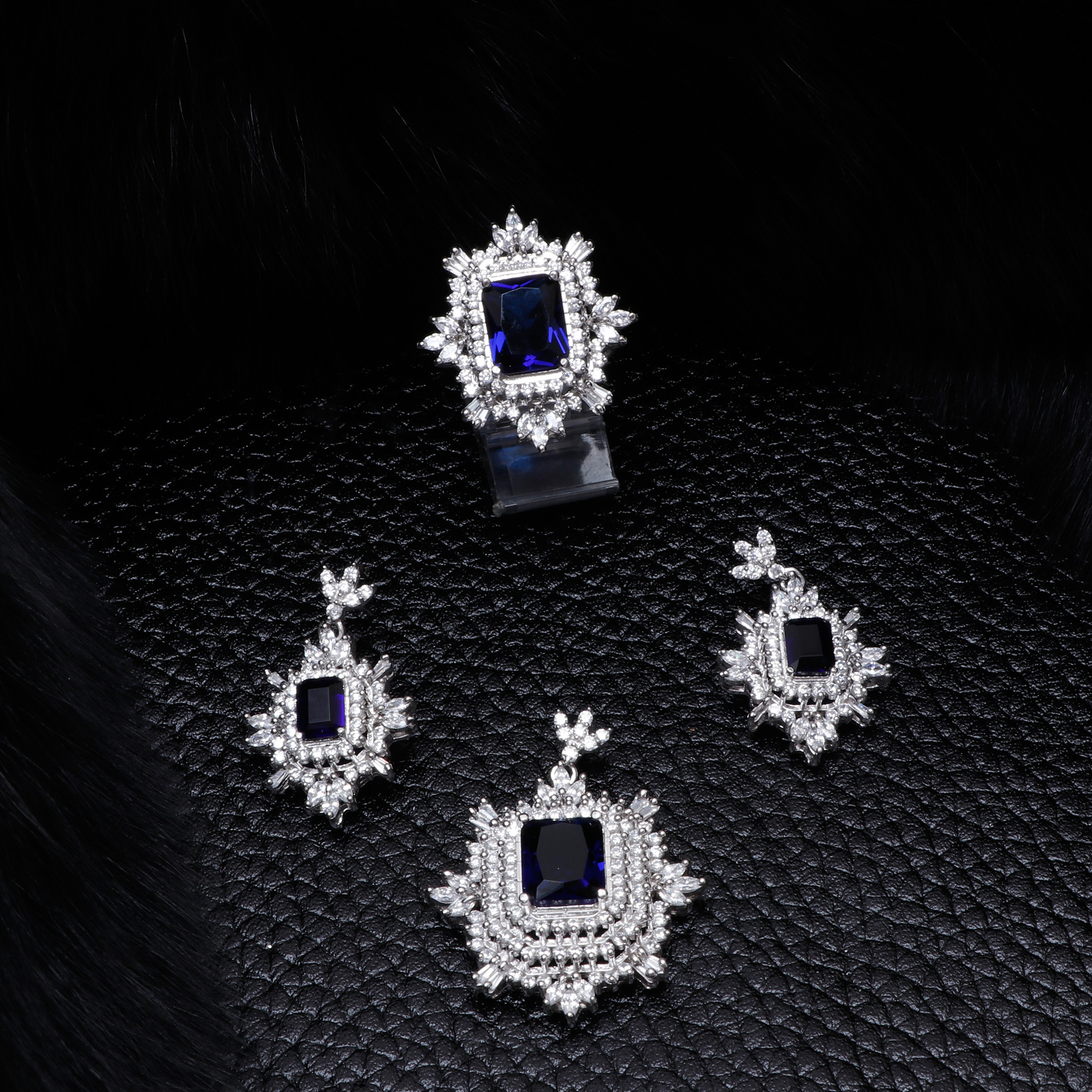 نیم ست نقره زنانه مدل GTA-407