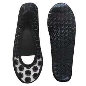 پاپوش زنانه مدل روفرشی کف چرم خال خالی