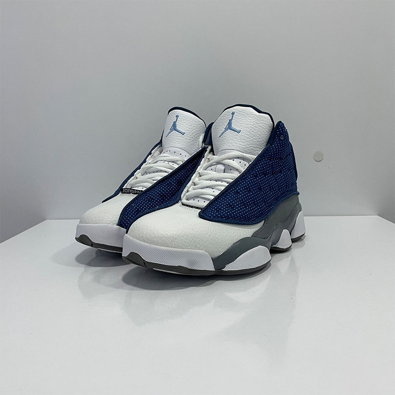 کفش بسکتبال مدل 2050